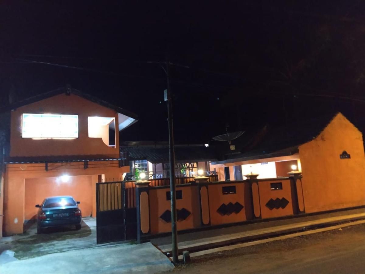 Hotel Wilis Baru Ngebel ภายนอก รูปภาพ