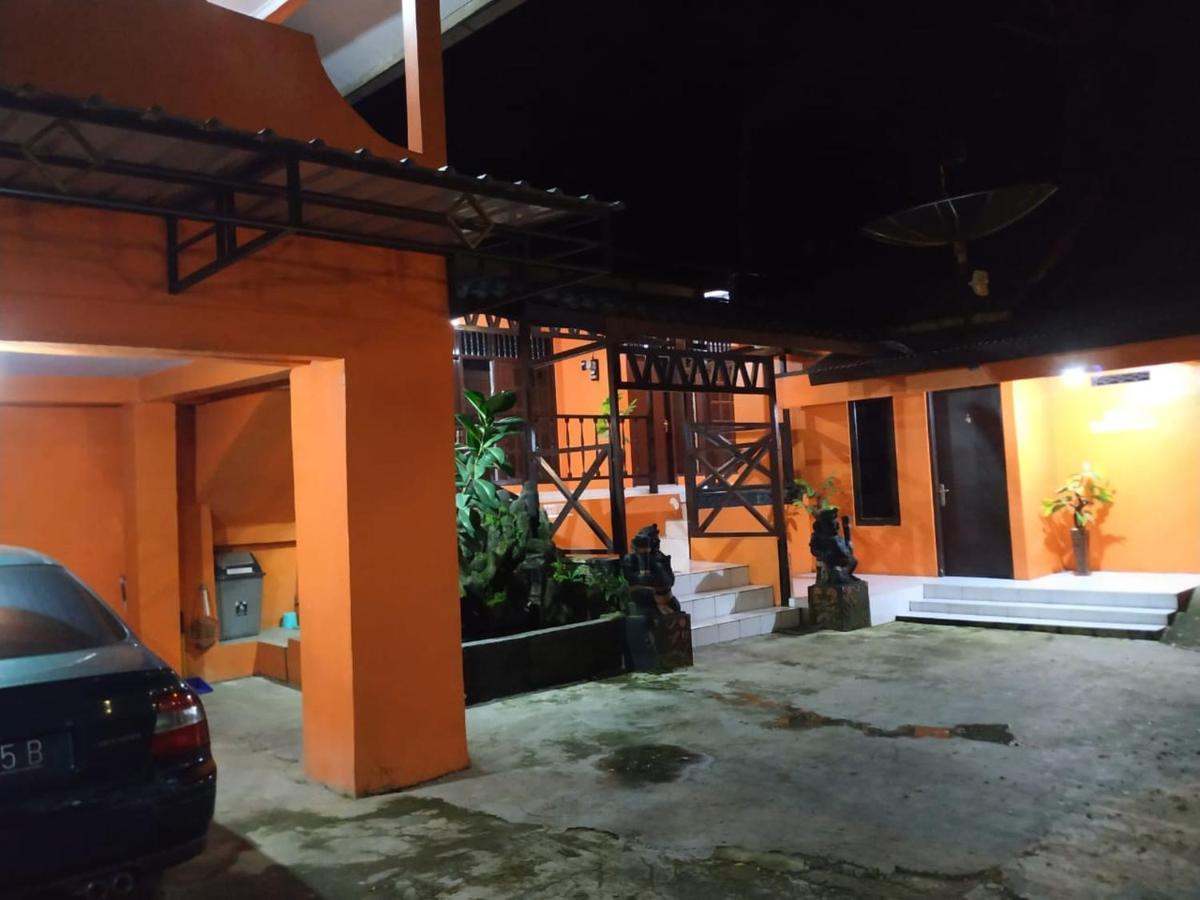Hotel Wilis Baru Ngebel ภายนอก รูปภาพ